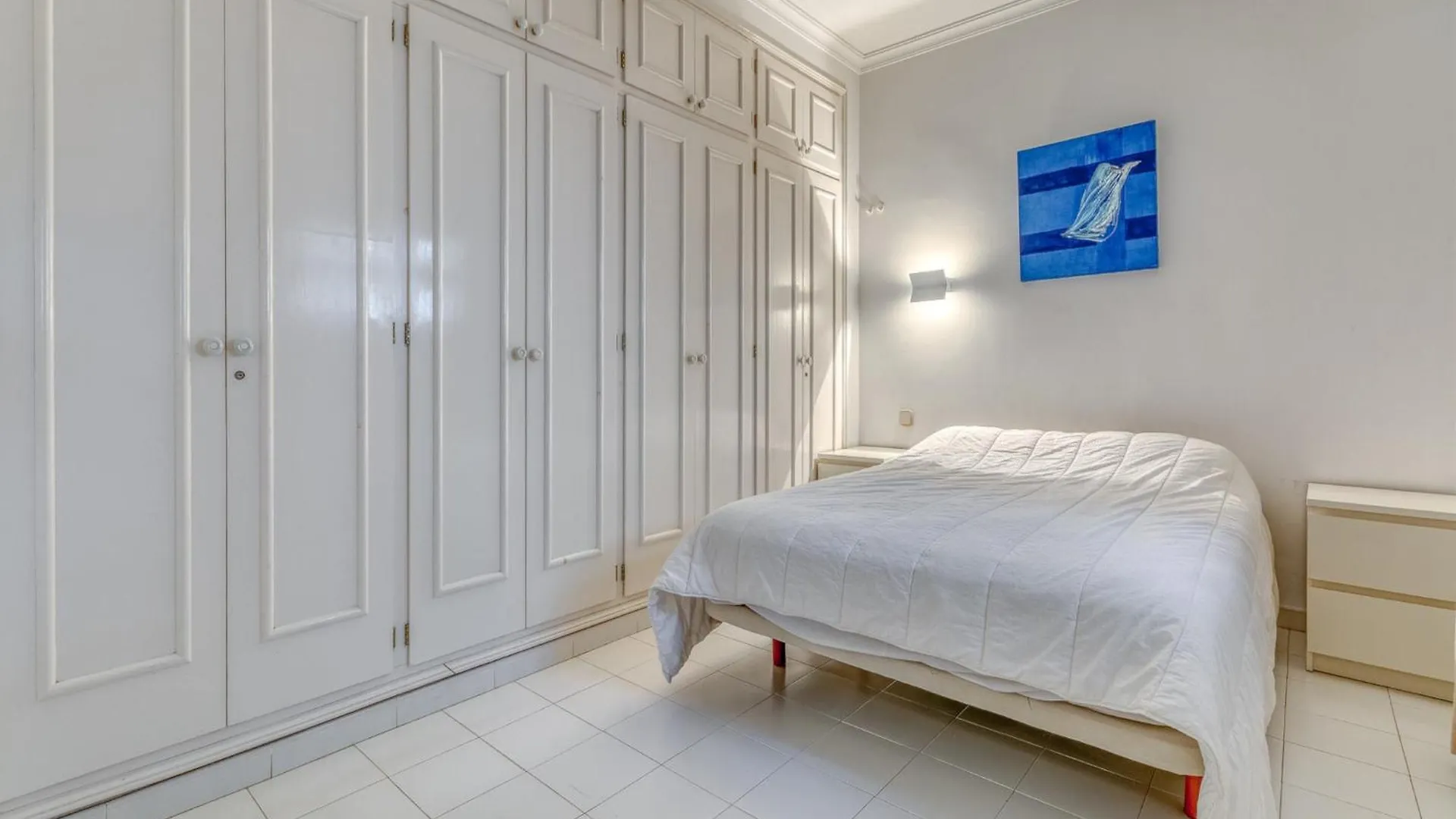 Apartment In Roses Near Sea