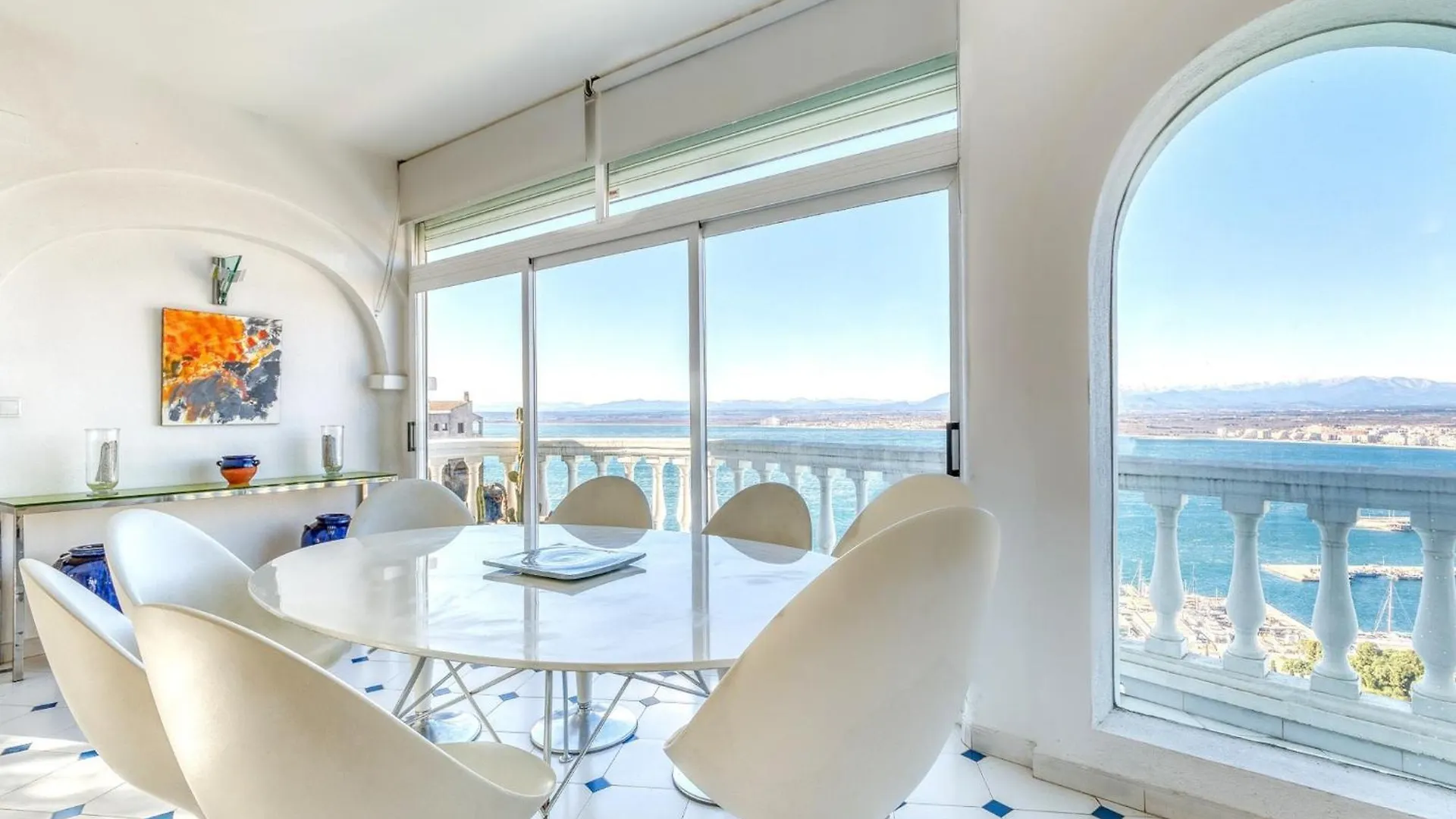 Apartment In Roses Near Sea España